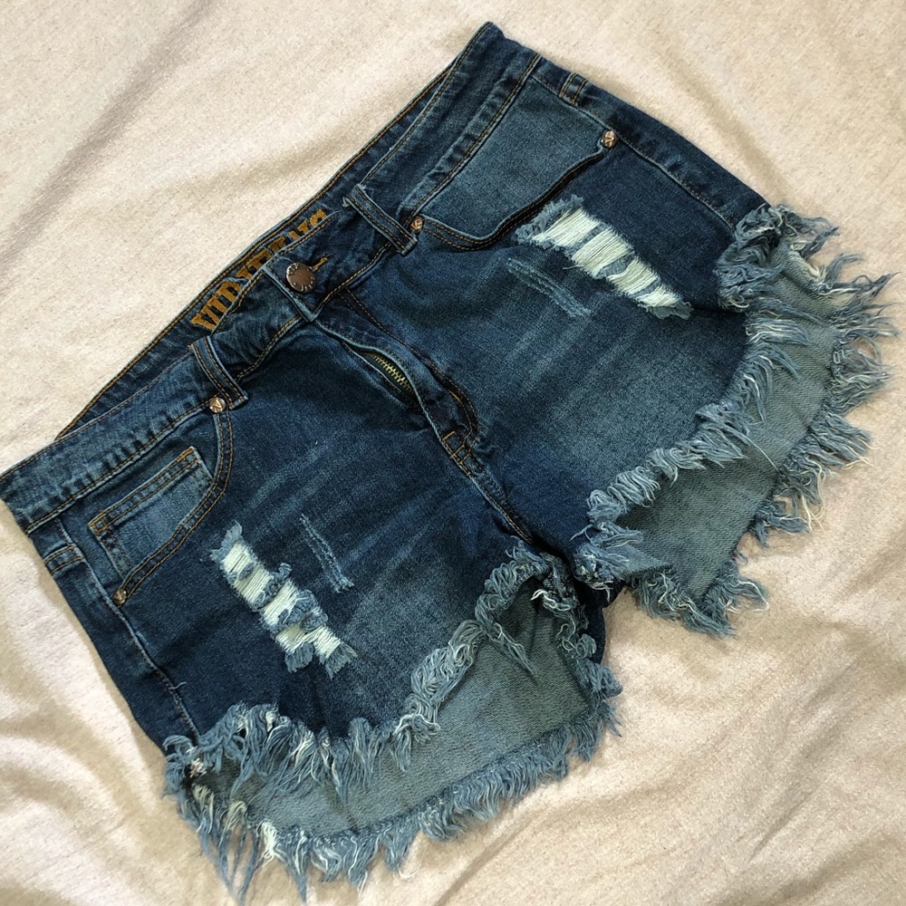 6/$20!!! Ripped Shorts